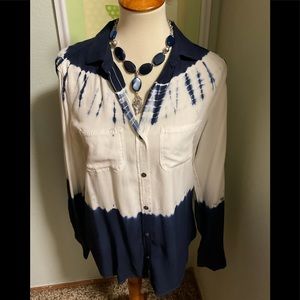 EUC Rock & Republic Ombré BlueButton Down Shirt Size Small